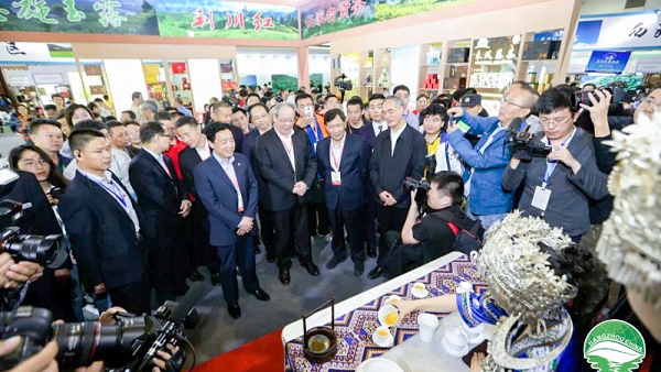 韩长赋部长关注茶产业发展 托普云农技术助推国茶前行